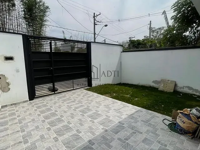 Casa com 150m² 2 quartos e 1 banheiro, à venda, no bairro Vila São Paulo em Mogi das Cruzes