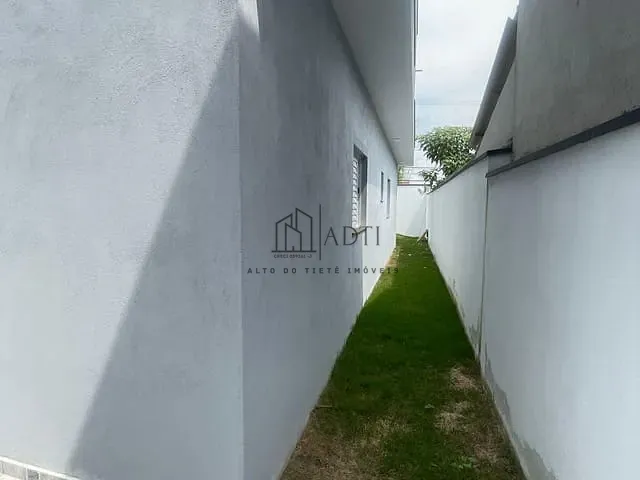 Casa com 150m² 2 quartos e 1 banheiro, à venda, no bairro Vila São Paulo em Mogi das Cruzes