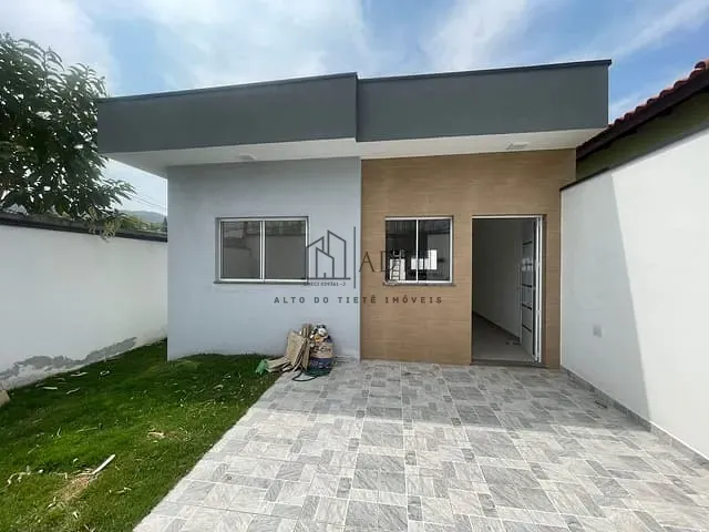 Casa com 150m² 2 quartos e 1 banheiro, à venda, no bairro Vila São Paulo em Mogi das Cruzes
