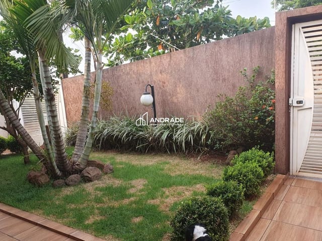 Casa 2 quartos e 1 banheiro, à venda, no bairro Núcleo Habitacional Afonso Alves de Camargo em Apucarana