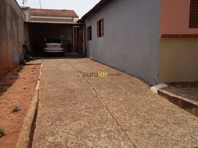 Casa 2 quartos e 1 banheiro, à venda, no bairro Vila Lemos em Bauru