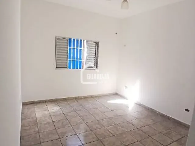 Casa 2 quartos e 1 banheiro, à venda, no bairro Jardim Progresso (Vicente de Carvalho) em Guarujá