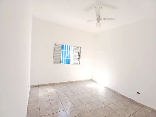 Casa 2 quartos e 1 banheiro, à venda, no bairro Jardim Progresso (Vicente de Carvalho) em Guarujá