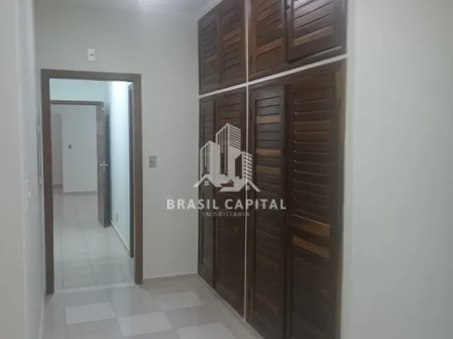 Casa à venda ou para alugar, no bairro Jardim Panorama em Sorocaba