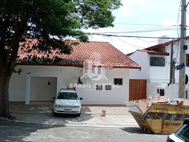Casa à venda ou para alugar, no bairro Jardim Panorama em Sorocaba
