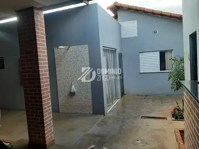 Casa com 213m² 4 quartos e 3 banheiros, à venda, no bairro Vila Arquelau em Uberaba