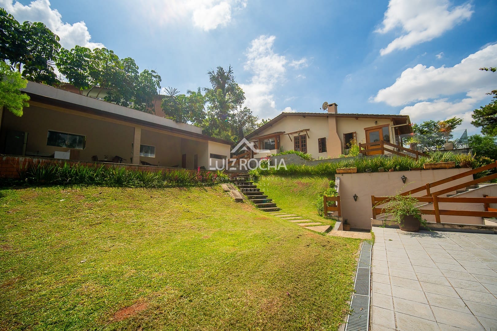 Casa à venda com 4 quartos, 386m² - Foto 34