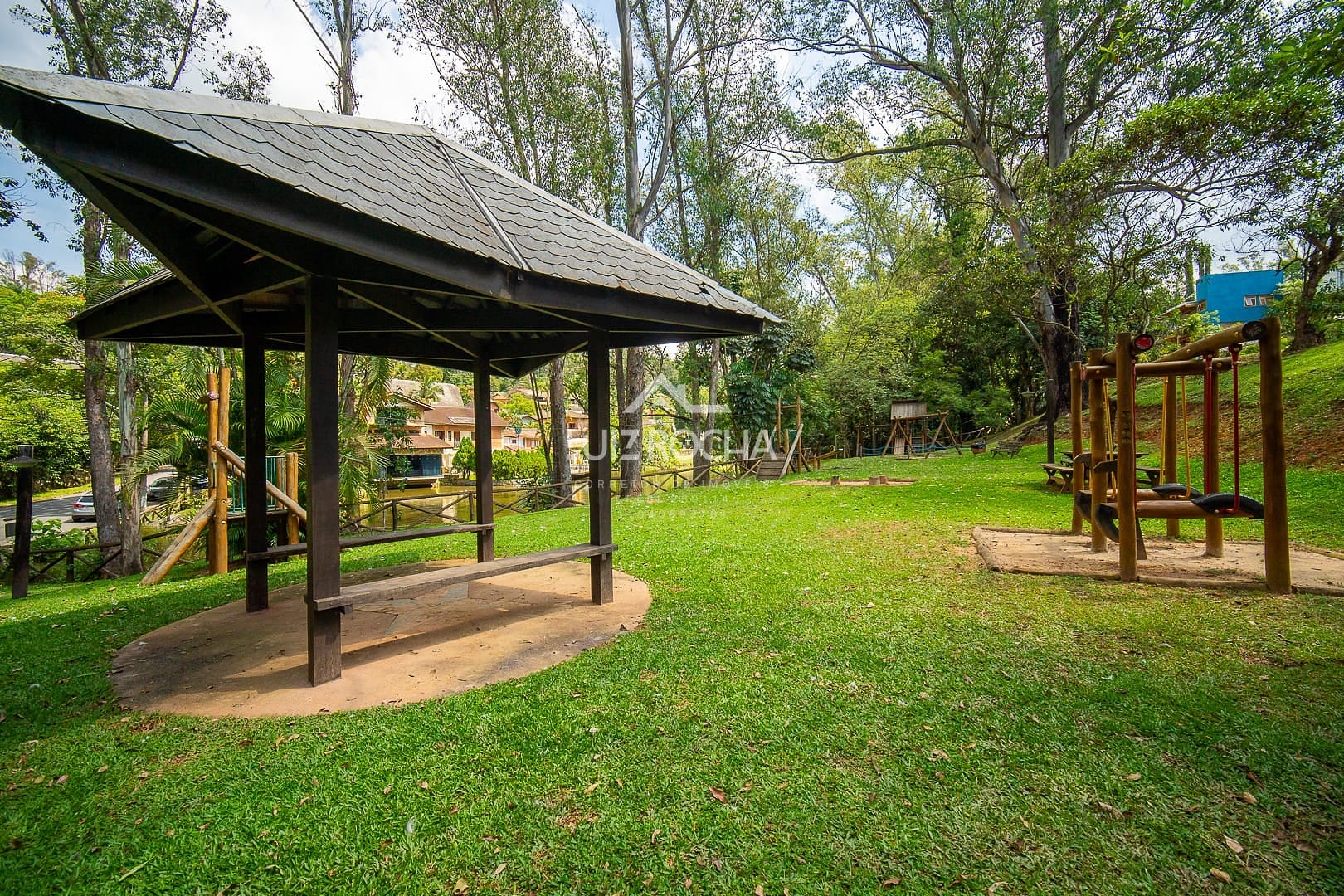 Casa à venda com 4 quartos, 386m² - Foto 42