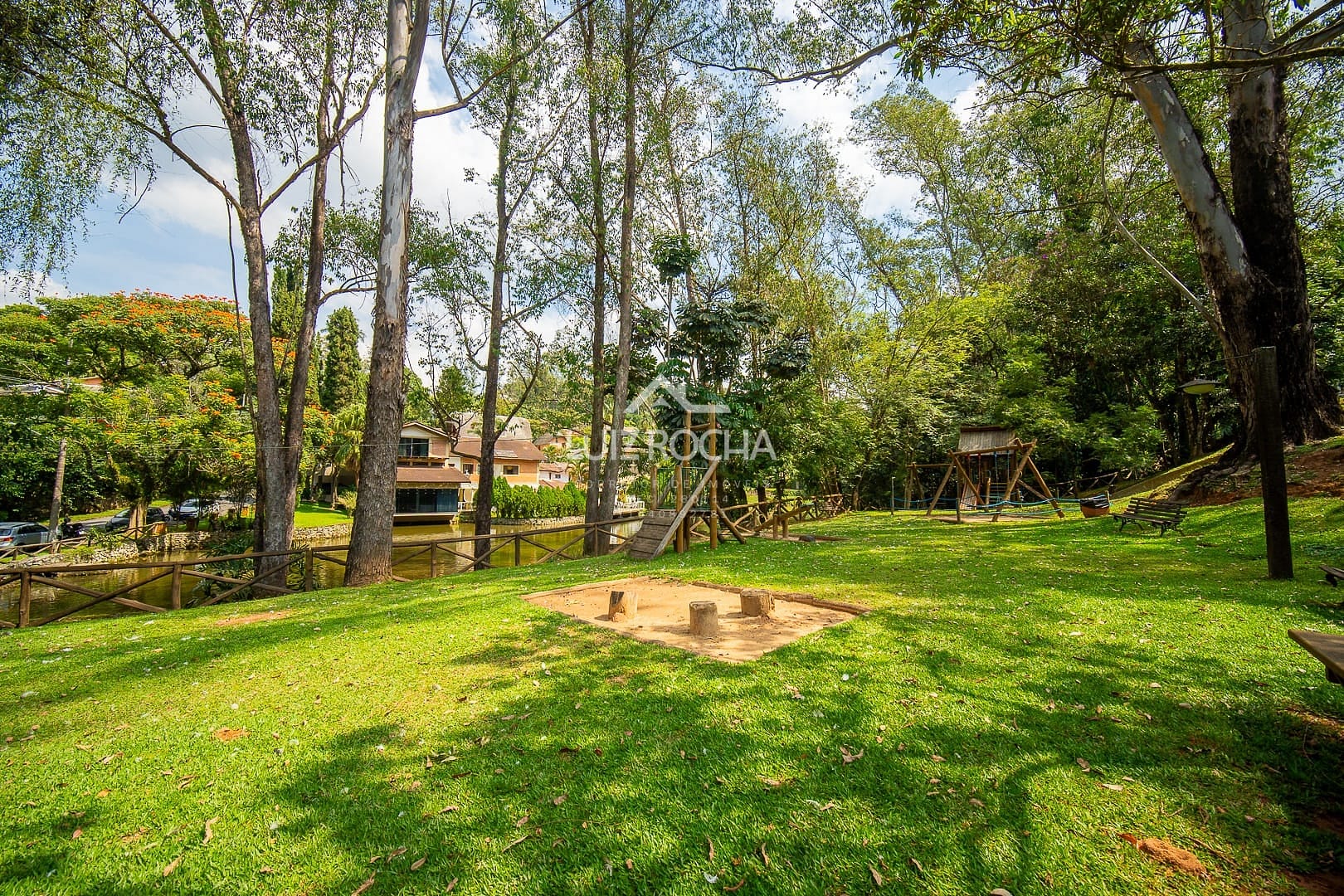 Casa à venda com 4 quartos, 386m² - Foto 43