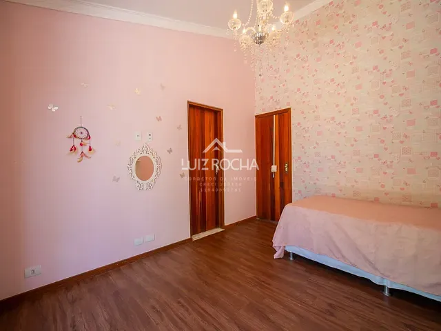 Casa com 1223m² 4 quartos e 3 banheiros, à venda, no bairro Palos Verdes em Cotia