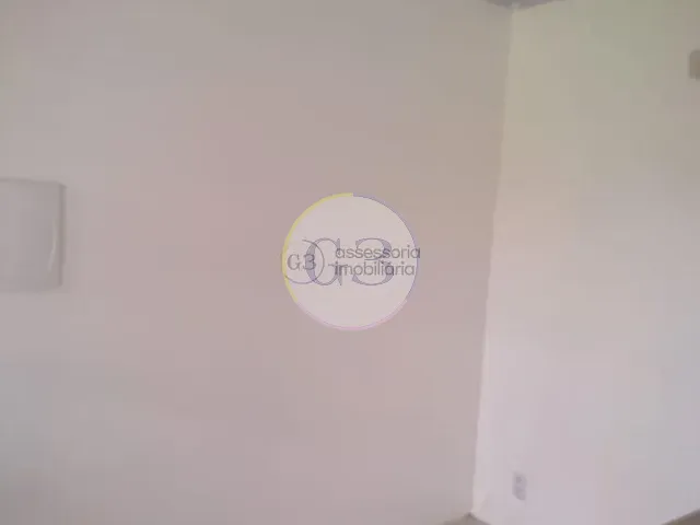 Casa 3 quartos e 2 banheiros, para alugar, no bairro Laranjal em Pelotas