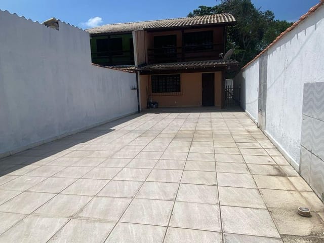 Casa com 382m² 3 quartos e 3 banheiros, para alugar, no bairro Itaipú em Niterói