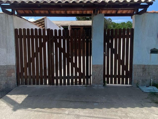 Casa com 382m² 3 quartos e 3 banheiros, para alugar, no bairro Itaipú em Niterói