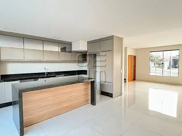Casa com 126m² 3 quartos e 2 banheiros, à venda, no bairro Jardim Ecoville I em Cambé