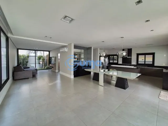 Casa com 400m² 4 quartos e 5 banheiros, à venda, no bairro Condomínio Residencial Portal Bragança Horizonte em Bragança Paulista