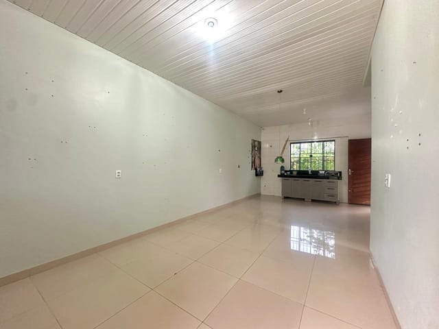 Casa 2 quartos e 1 banheiro, à venda, no bairro Residencial dos Ipês em Nova Mutum