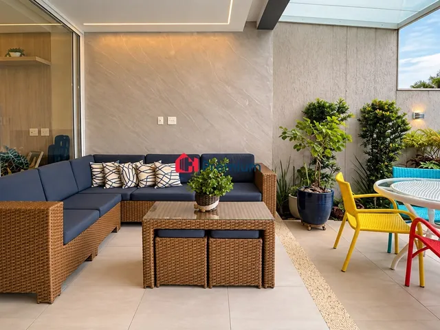 Casa 4 quartos e 5 banheiros, à venda, no bairro Barra da Tijuca em Rio de Janeiro