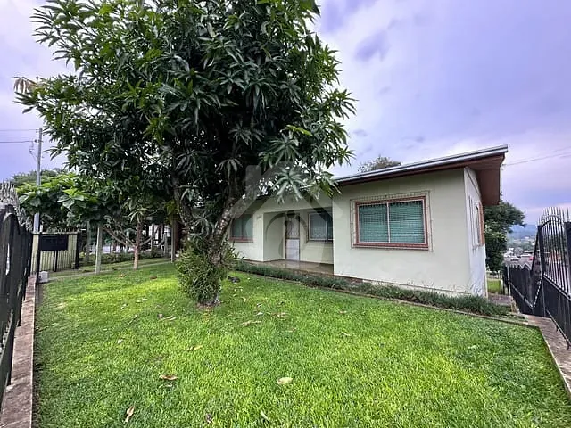Casa com 253m² 5 quartos e 3 banheiros, à venda, no bairro Teutônia em Teutônia