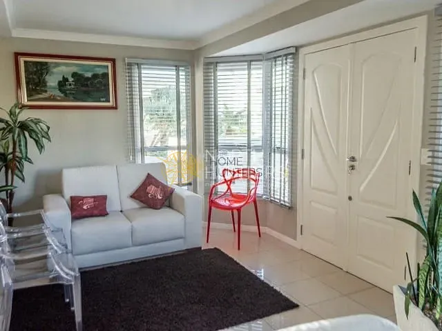 Casa com 450m² 4 quartos e 5 banheiros, à venda, no bairro Jurerê em Florianópolis