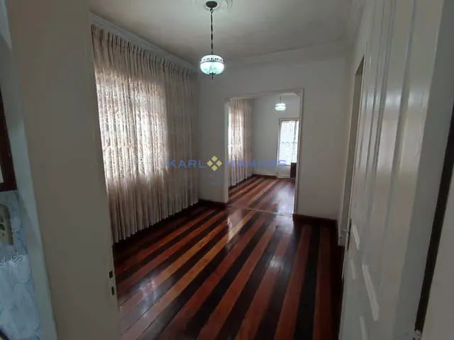 Casa com 78m² 2 quartos e 2 banheiros, à venda, no bairro Alto da Serra em Petrópolis
