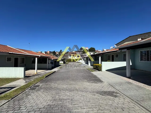 Casa com 179m² 3 quartos e 1 banheiro, à venda, no bairro Monza em Colombo