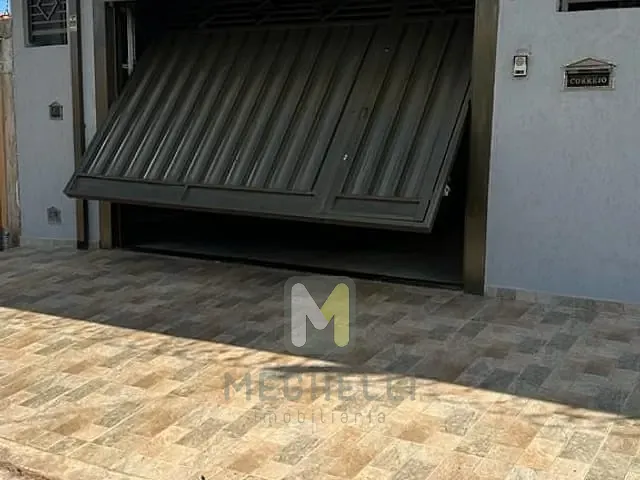 Casa com 200m² 2 quartos e 3 banheiros, à venda, no bairro Jardim do Alto em Serrana