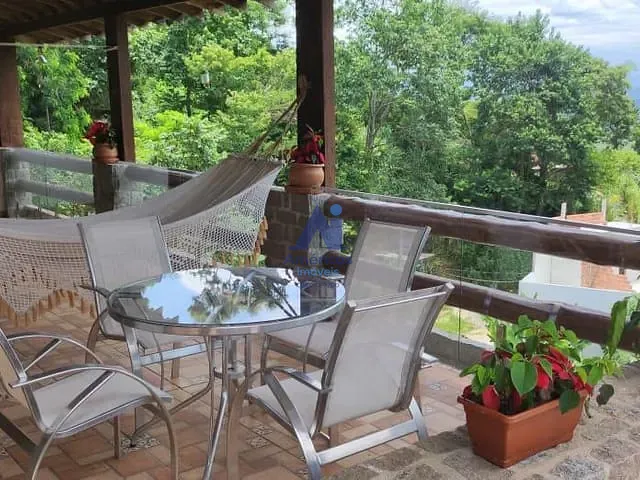Casa com 400m² 4 quartos e 4 banheiros, à venda, no bairro Barra de Guaratiba em Rio de Janeiro