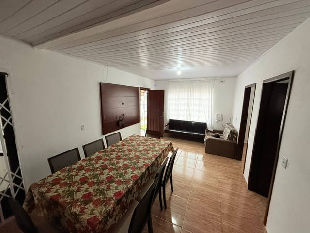 Foto do Casa - Casa semi mobiliada com edícula e terreno amplo para locação, Bairro Salinas, Balneário Barra do Sul, SC | North Center