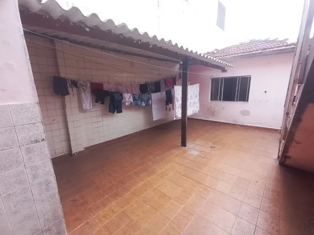 Casa com 400m² 2 quartos e 2 banheiros, à venda, no bairro Chácara Mafalda em São Paulo