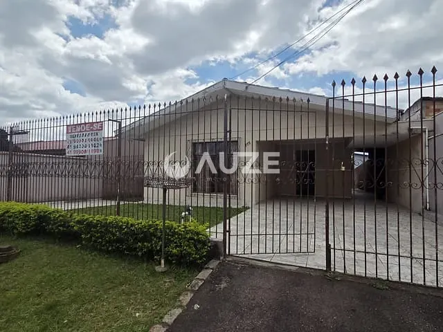 Casa com 444m² 3 quartos e 3 banheiros, à venda, no bairro Uberaba em Curitiba