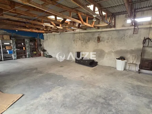 Casa com 444m² 3 quartos e 3 banheiros, à venda, no bairro Uberaba em Curitiba