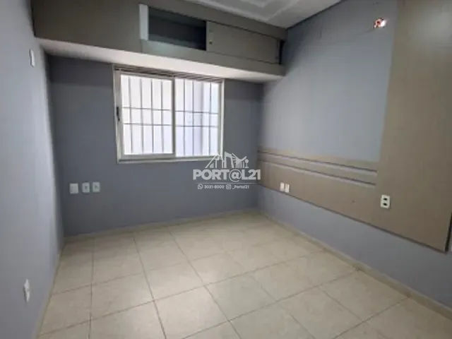 Casa com 220m² 4 quartos e 3 banheiros, à venda, no bairro São José em Petrolina