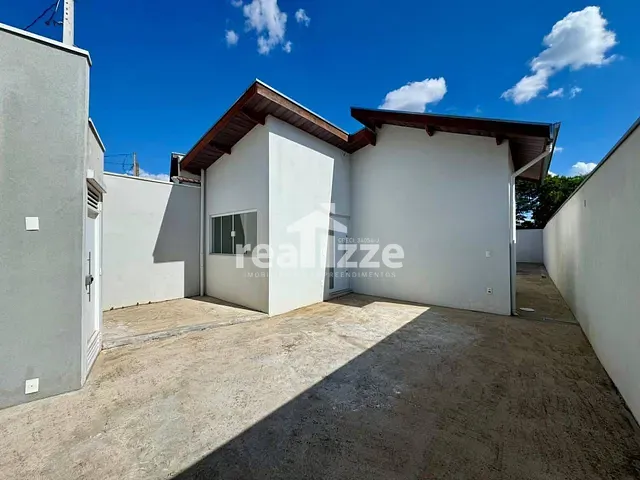 Casa 1 quarto e 1 banheiro, à venda, no bairro Prados em Itapira