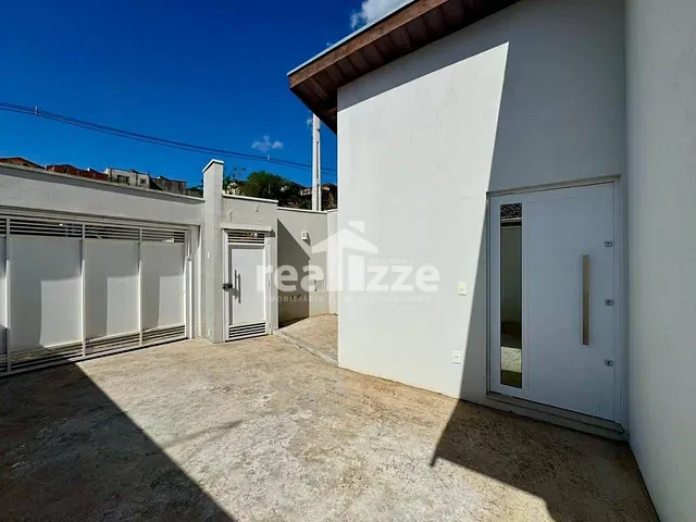 Casa 1 quarto e 1 banheiro, à venda, no bairro Prados em Itapira