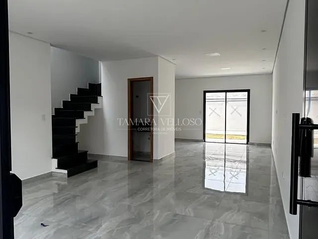Casa 3 quartos e 3 banheiros, à venda, no bairro Jardim Universo em Mogi das Cruzes