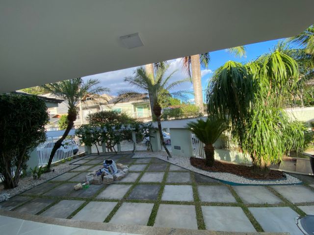 Casa com 500m² 4 quartos e 6 banheiros, à venda, no bairro Jacarepaguá em Rio de Janeiro