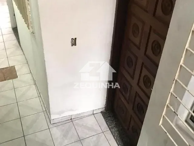 Casa com 85m² 3 quartos e 2 banheiros, à venda, no bairro Padroeira em Osasco