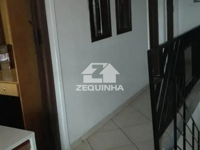 Casa com 85m² 3 quartos e 2 banheiros, à venda, no bairro Padroeira em Osasco