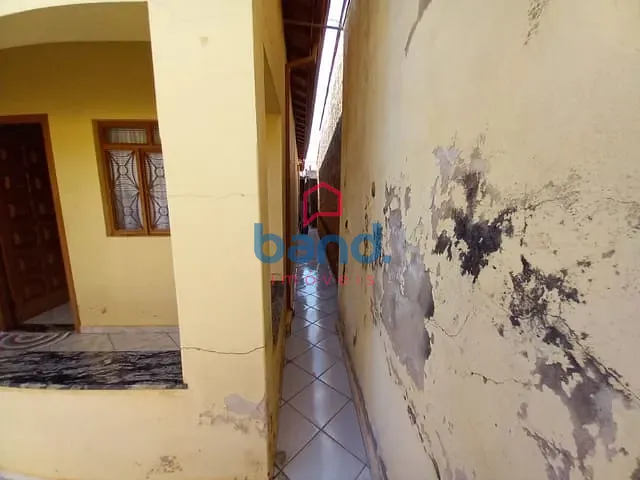 Casa com 219m² 3 quartos e 2 banheiros, à venda, no bairro Centro em Porto Feliz