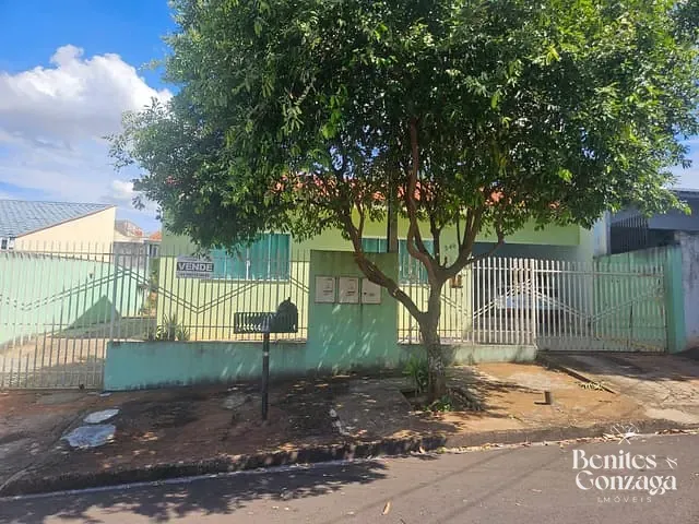 Casa com 300m² 2 quartos e 1 banheiro, à venda, no bairro Jardim Santa Helena em Maringá