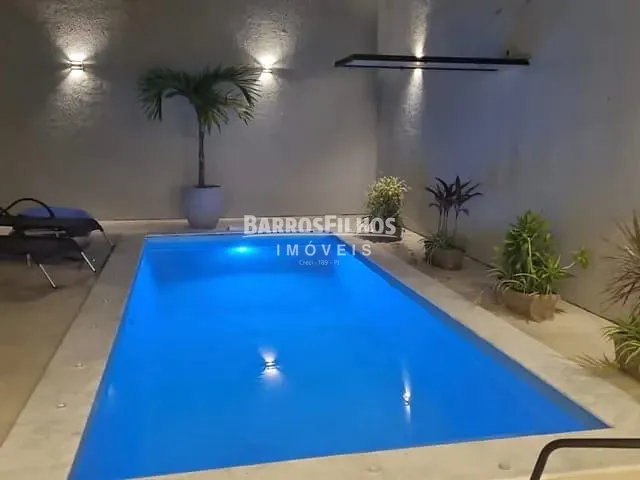 Casa com 498m² 3 quartos e 4 banheiros, à venda, no bairro Coroa do Meio em Aracaju