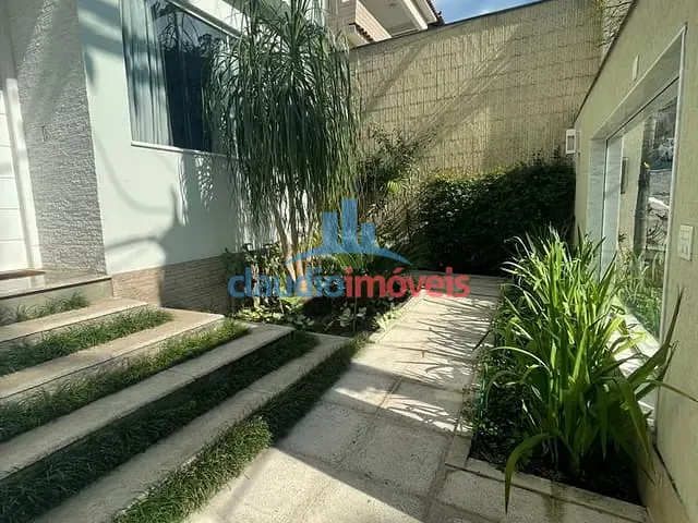 Casa à venda, no bairro Nossa Senhora de Fátima em Barra Mansa