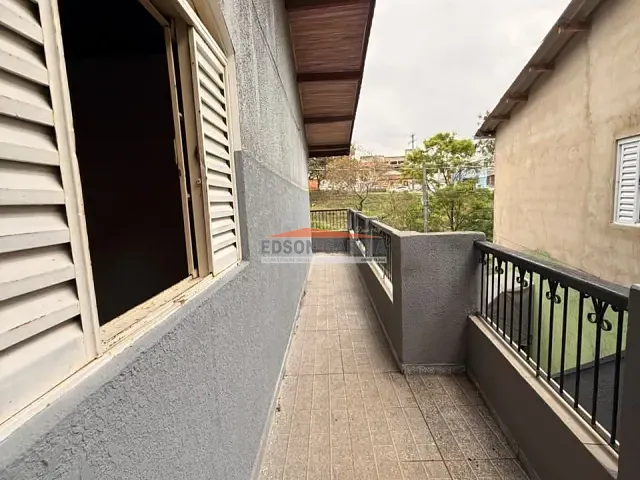 Casa 2 quartos e 2 banheiros, para alugar, no bairro Jardim São Camilo em Sorocaba