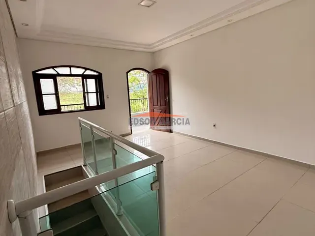 Casa 2 quartos e 2 banheiros, para alugar, no bairro Jardim São Camilo em Sorocaba