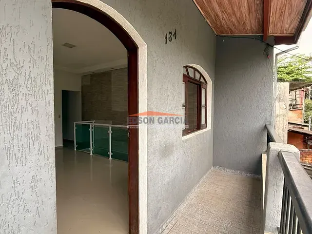 Casa 2 quartos e 2 banheiros, para alugar, no bairro Jardim São Camilo em Sorocaba
