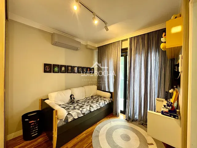 Casa com 212m² 4 quartos e 4 banheiros, à venda, no bairro Parque Rincão em Cotia
