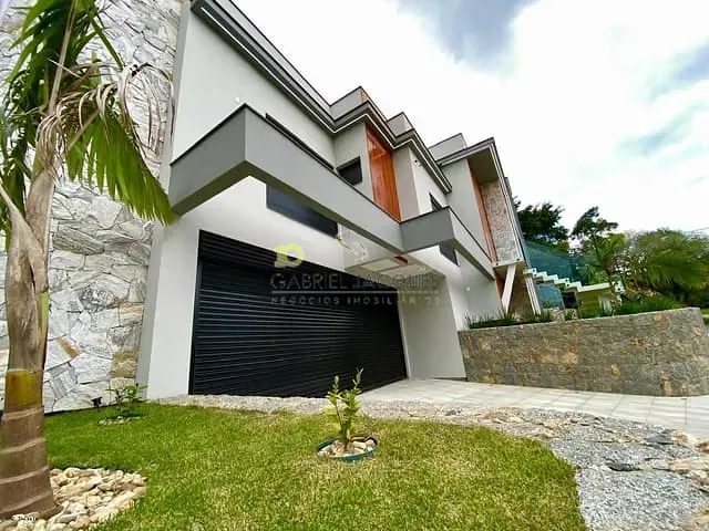 Casa com 1m² 3 quartos e 5 banheiros, à venda, no bairro Pedra Branca em Palhoça