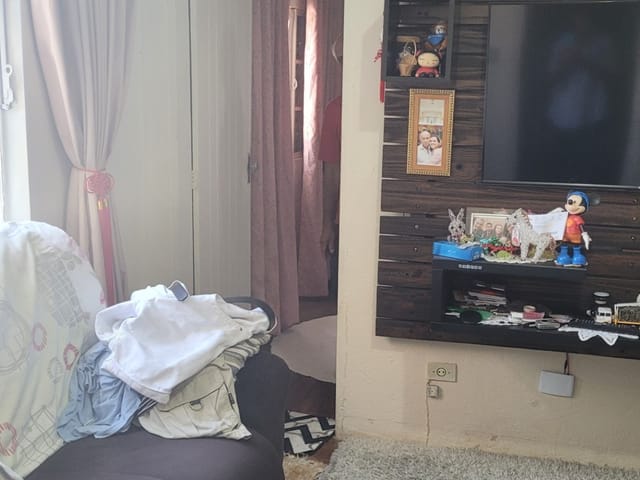 Casa 2 quartos e 1 banheiro, à venda, no bairro Jardim Daysy em São Paulo