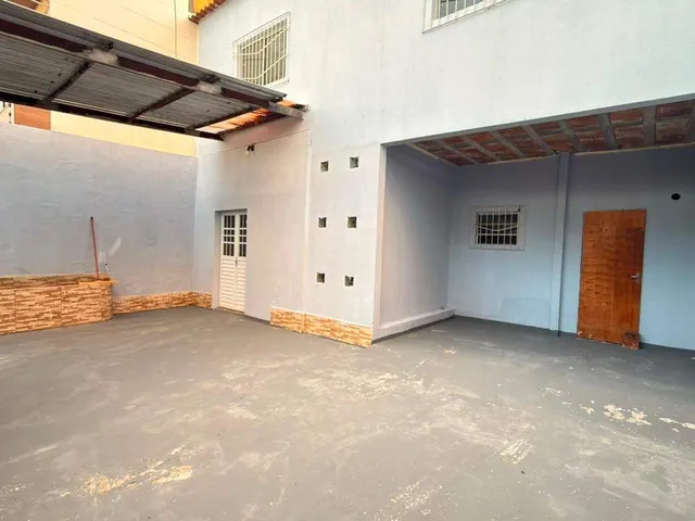 Casa 4 quartos e 4 banheiros, à venda, no bairro Farolândia em Aracaju