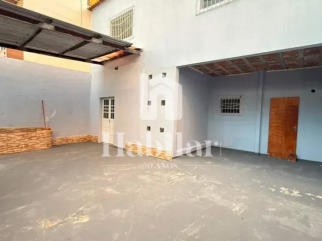 Casa 4 quartos e 4 banheiros, à venda, no bairro Farolândia em Aracaju
